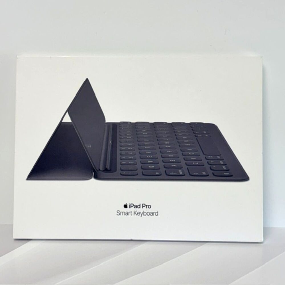 Apple Smart Keyboard for iPad Pro 10.5" A1829 MPTL2LL/A Black New Open Box